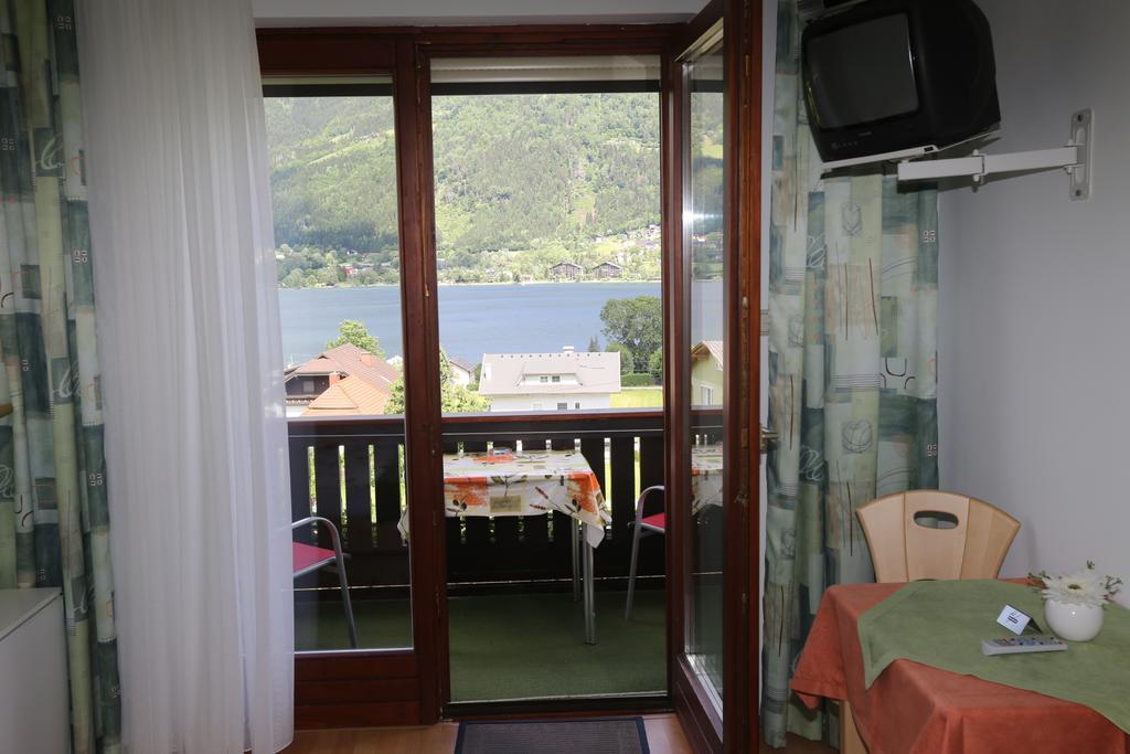 Gaestehaus Luise Осиах Екстериор снимка